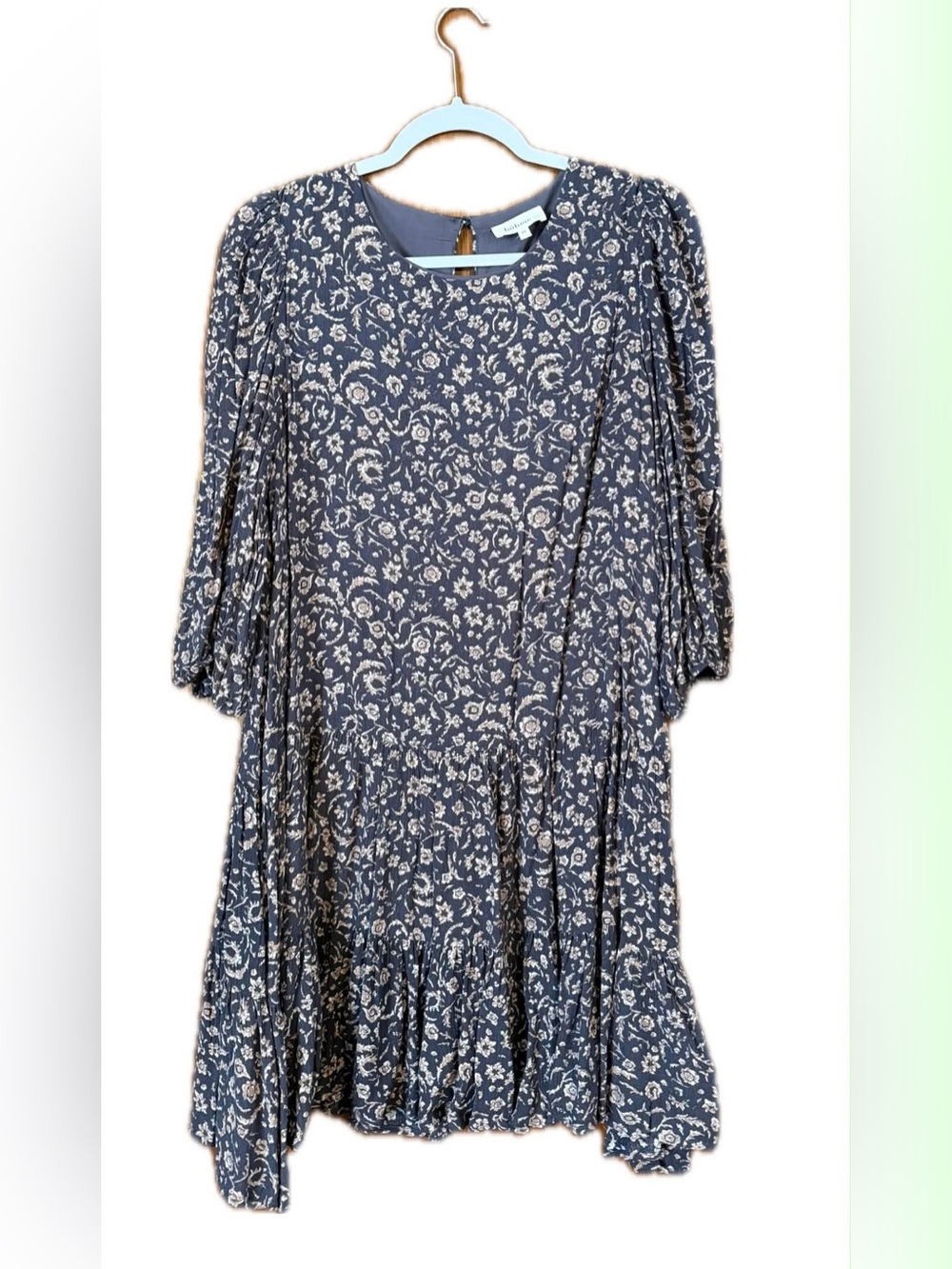 Francesca's Collections Navy Floral Long-Sleeve Tiered Midi Dress